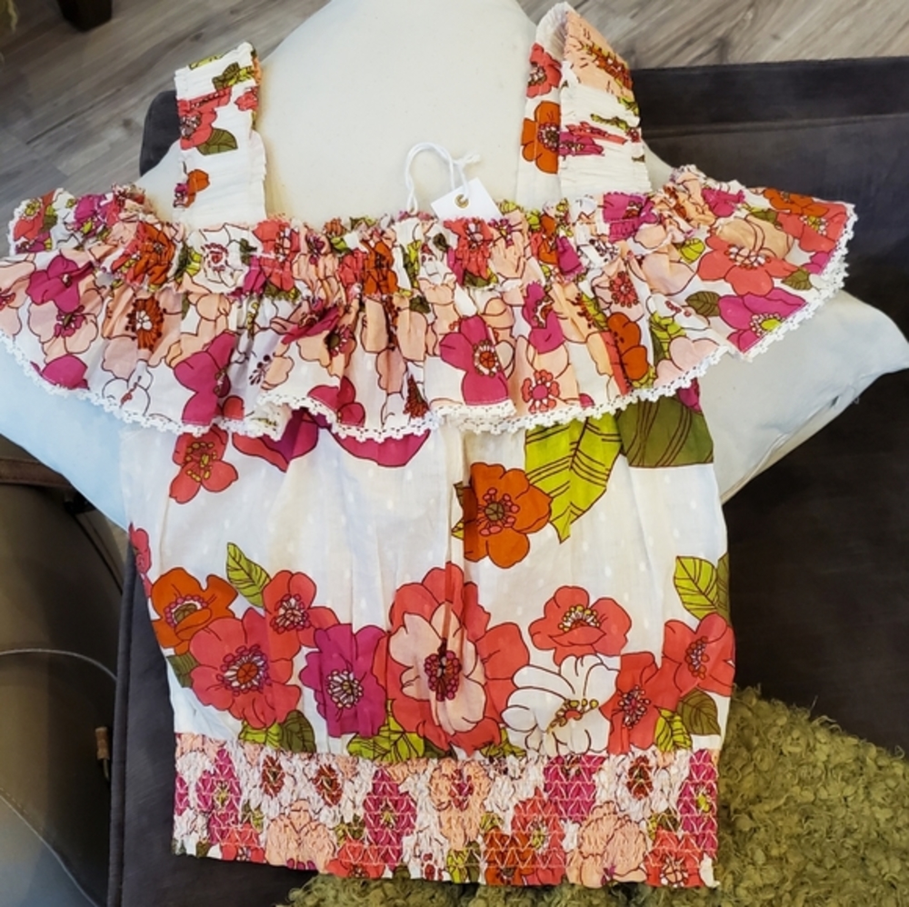 Love the Label "Imogene" Smocked Elastic Off Shoulder Ruffle Floral Top  XS, NWT